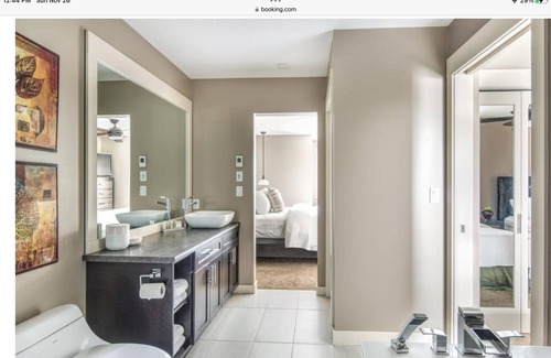 East Kootenay Resort | Beautiful location Radium Hot Springs, hiking, skiing, golf, family sized