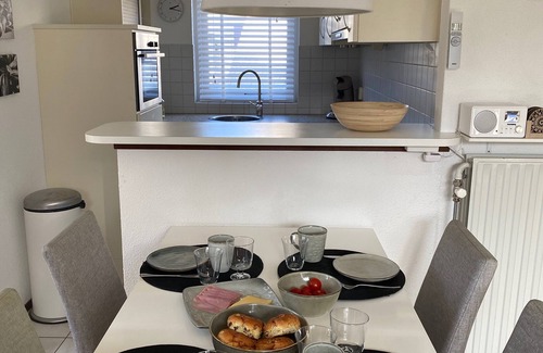 Brouwershaven House | Beautiful located on water terrace, large dobble room at ground level, good WLAN