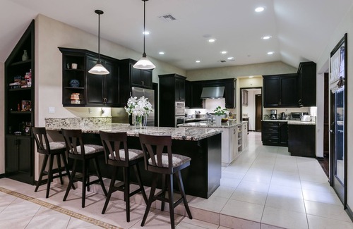 Northridge House | Beautiful, Luxurious, Resort Like Home in Sherwood Forest, California