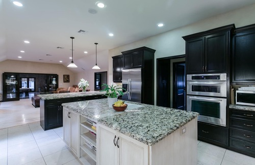 Northridge House | Beautiful, Luxurious, Resort Like Home in Sherwood Forest, California