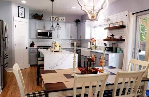 Keizer House | Beautiful Modern Farmhousen