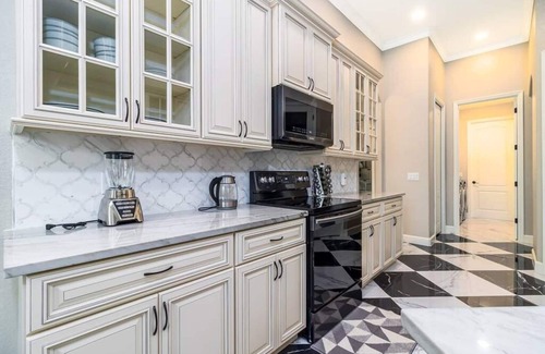 Port Charlotte House | Beautiful & Modern - Private Pool & Boating