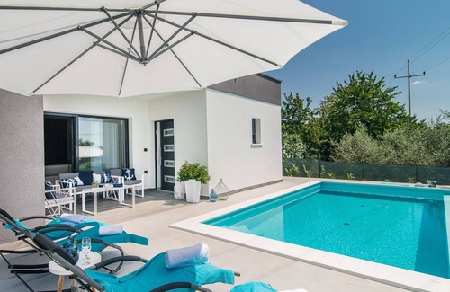 Sveti Petar u Sumi Cottage | Beautiful newly built Villa Oleandra for up to 5 persons, with private pool