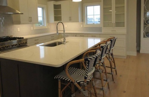 Loveladies House | Beautiful new home with pool in Loveladies