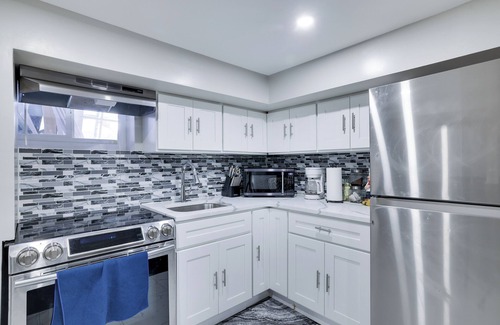 Weequahic Apartment | BEAUTIFUL NEWLY BUILT FOUR BEDROOM BASEMENT APARTMENT