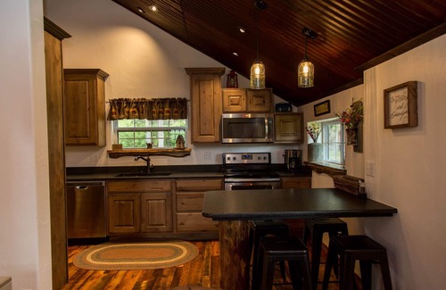 South Fork Cabin | Beautiful Newly Remodeled Log Cabin at Tiny Timbers Resort!