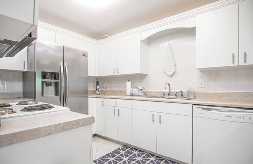 Palm River Estates House | Beautiful North Naples Condo Minutes to Beaches!