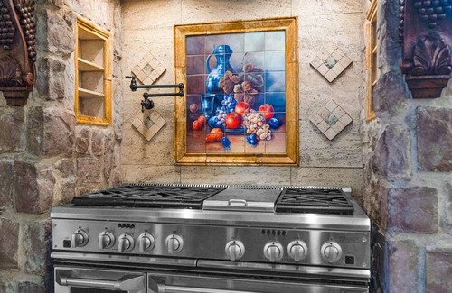 Gilbert House | Beautiful oasis with pool, pickleball courts, putting green, 13’ theatre screen