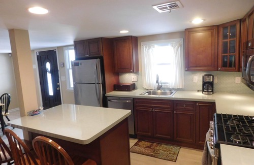 Seaside Heights House | Beautiful Ocean Terrace Beach House with High-Speed Internet at North End