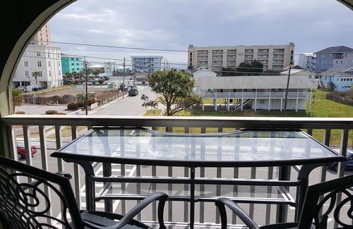 Carolina Beach Condo | Beautiful oceanview condo steps from ocean, downtown and family fun activities