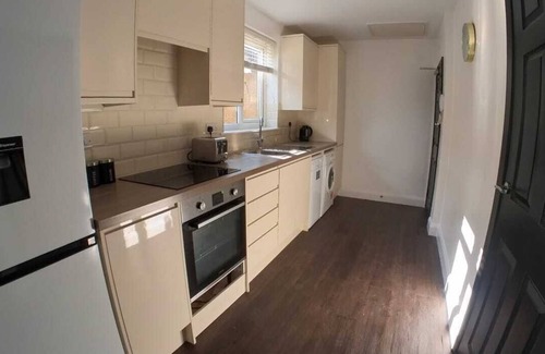 Watford Apartment | Beautiful one bed apartment in Market Street