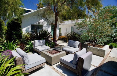 Venice House | Beautiful One-Bedroom Bungalow in Venice