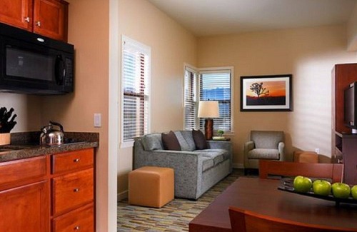 Palm Desert Villa | Beautiful One Bedroom Standard Villa Available 4/19-22/2024 for Coachella week 2