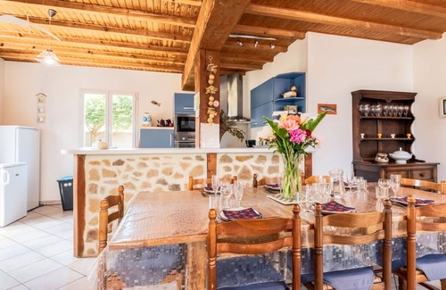 (le) Mesnil Hue House | Beautiful private villa for 8 guests with WIFI, TV and terrace