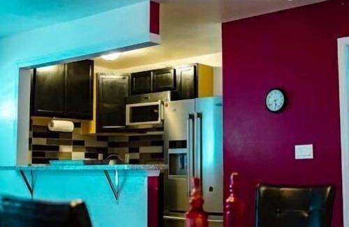 Biggs Field House | Beautiful Paris in El Paso Home❤️ 3BR Near Ft Bliss