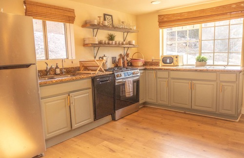 Arrowbear Lake House | BEAUTIFUL, PEACEFUL, ZEN RETREAT