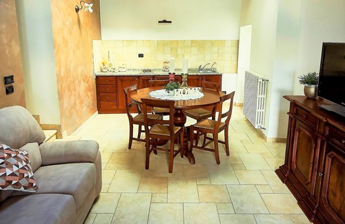 Monte Santa Maria Tiberina Villa | Beautiful private villa with A/C, WIFI, sauna, private pool, TV, patio and panoramic view