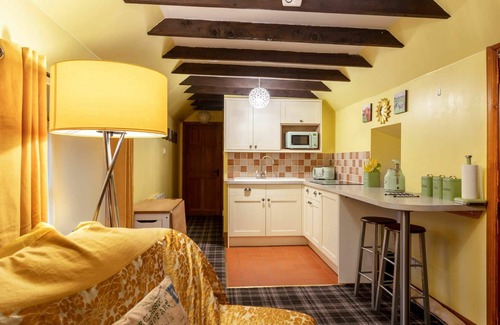 Aberchirder House | Beautiful private villa for 2 people with WIFI and parking
