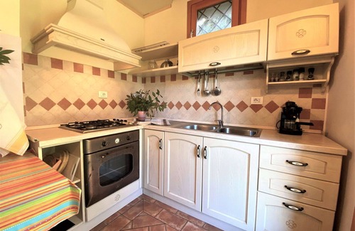 Montescudaio House | Beautiful private villa for 4 people with WIFI, pets allowed and panoramic view