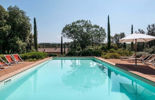 Camigliano Villa | Beautiful private villa for 18 people with WIFI, private pool, A/C, TV and panoramic view