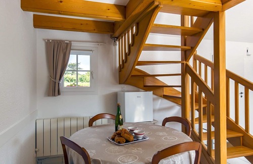 Plounevez-Lochrist House | Beautiful private villa for 3 people with WIFI, TV, terrace, pets allowed and parking
