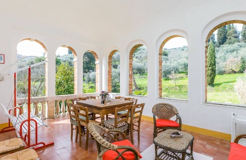 Sinalunga Villa | Beautiful private villa for 11 people with WIFI, TV, balcony and pets allowed