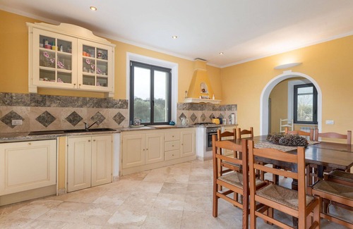 Manciano Villa | Beautiful private villa for 9 guests with A/C, WIFI, private pool, patio and pets allowed