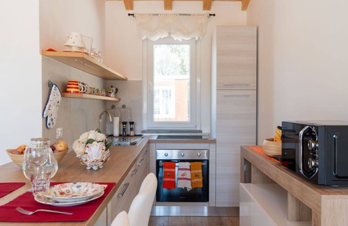 Vetralla House | Beautiful private villa for 3 guests with WIFI, A/C, pool, TV, pets allowed and panoramic view
