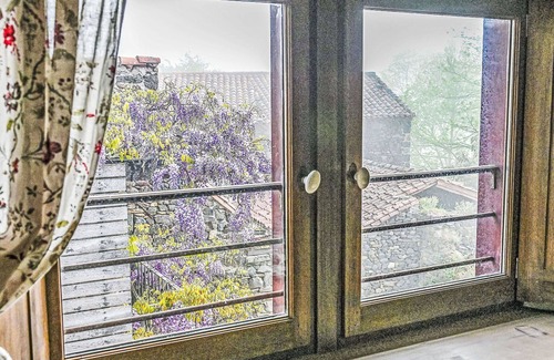 Blassac House | Beautiful private villa for 6 guests with WIFI, TV, terrace, pets allowed and parking