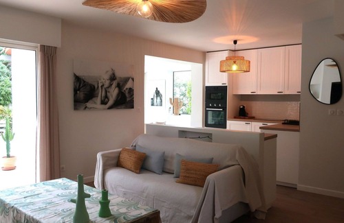 Cogolin House | Beautiful private villa for 4 guests with A/C, WIFI, private pool, TV, terrace and pets allowed