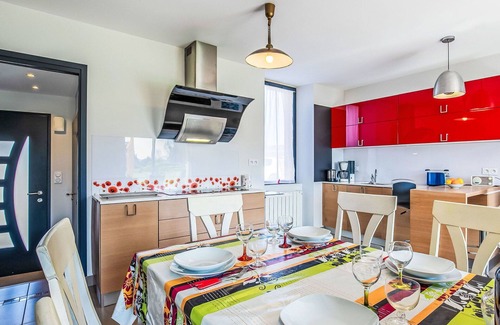 Plouescat House | Beautiful private villa for 4 people with WIFI, TV, terrace and parking