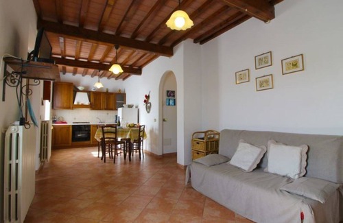 Volterra Villa | Beautiful private villa with private pool, WIFI, TV and pets allowed, close to San Gimignano