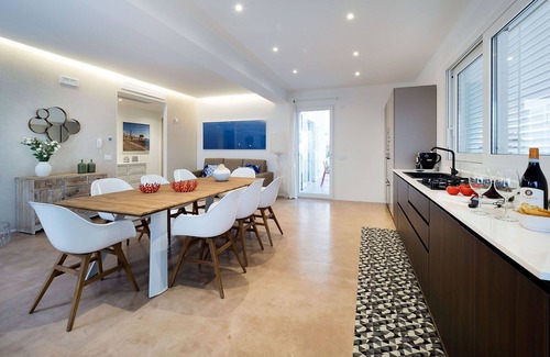 Reitani Villa | Beautiful private villa with hot tub, A/C, WIFI, private pool, TV, terrace, panoramic view, parking