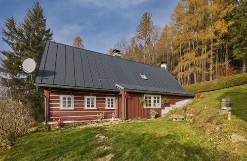 Zdonov Villa | Beautiful private villa for 5 people with TV, pets allowed and panoramic view