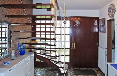 Osteel House | Beautiful private villa for 9 guests with WIFI, TV, terrace, pets allowed and parking