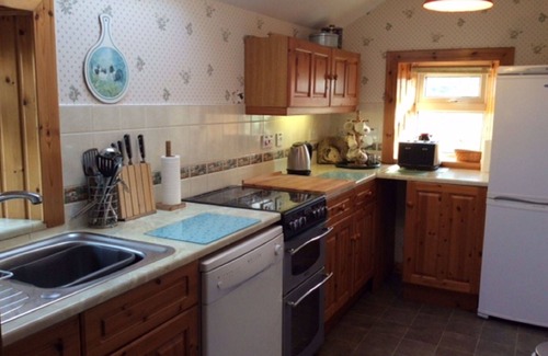 Murthly House | Beautiful private villa for 6 people with TV and parking