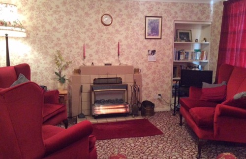 Murthly House | Beautiful private villa for 6 people with TV and parking