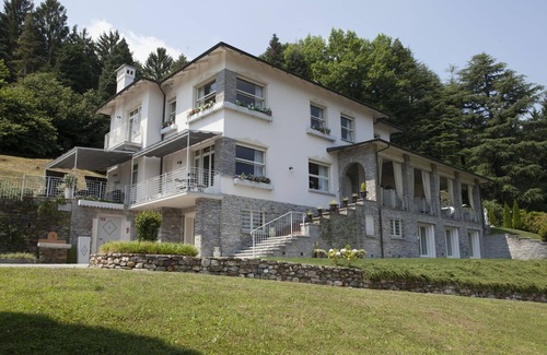 Baveno Villa | Beautiful private villa with hot tub, WIFI, sauna, A/C, private pool, TV, patio and panoramic view