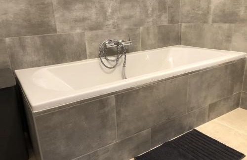 Aubignan Villa | Beautiful Provencal Villa With Private Pool