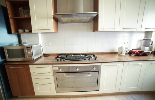 Raouche House | Beautiful Raouche Rocks Apartment