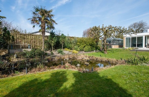 Kortgene House | Beautiful recently furnished house with large garden in Kortgene with private jetty