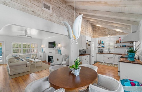 Parrot Cove House | Beautiful Remodeled Cottage w/heated pool and spa, 1 mile from beach!