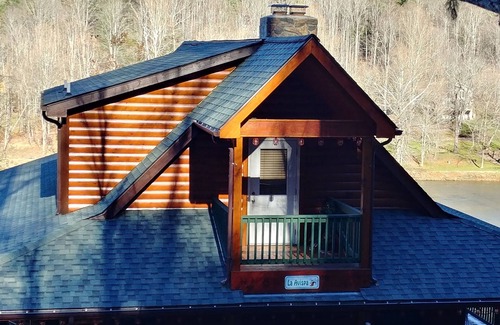 Piney Creek Cabin | Beautiful River Front Cabin-Piney Creek, NC