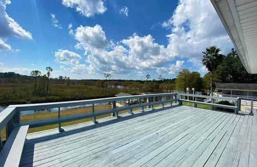 Gautier House | Beautiful River Home