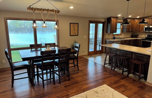 La Crosse House | Beautiful Riverfront Home near Celebrations. Excellent eagle viewing!