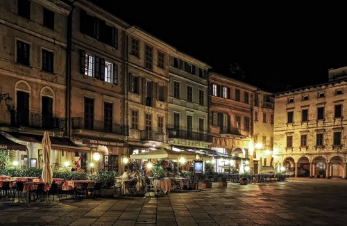 Orta San Giulio Apartment | Beautiful, romantic, central apartment lake view close to piazza/lake/townhall