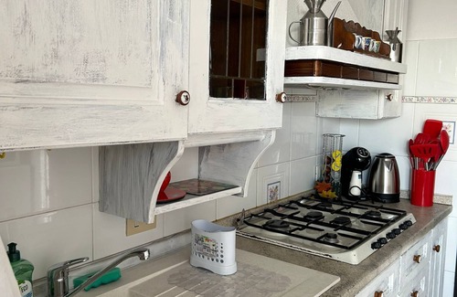 Garegnano House | Beautiful rooms in apartment with shared bathroom and kitchen use