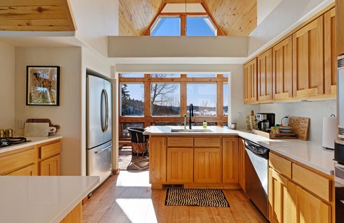 Pagosa Springs House | Beautiful, spacious & family-friendly cabin w/mountain views - Walk to Main St