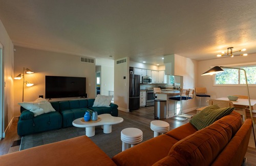 Central Rim House | Beautiful, spacious, and peaceful home minutes from Downtown Boise.