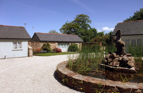 Penhallow Cottage | Beautiful, spacious one-bedroomed cottage close to Cornwall's Atlantic Coast